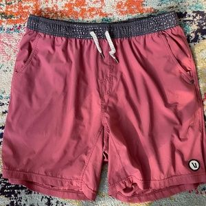 Vuori Kore Shorts Saltwater Red